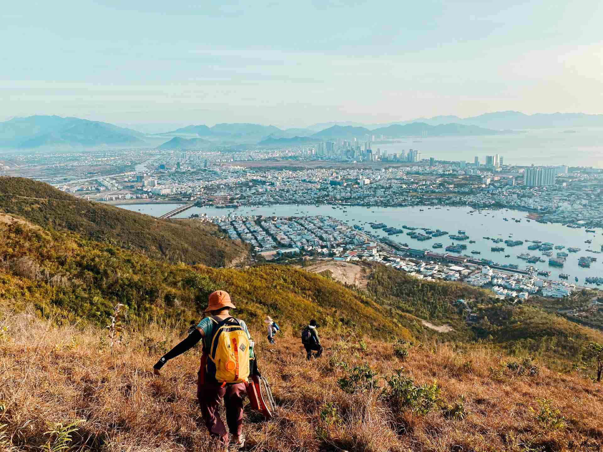 chuyến trekking núi Hòn Rớ