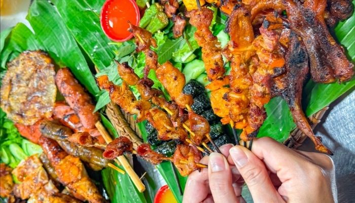 Thưởng thức các món ngon rẻ tại Dốc Đại Học