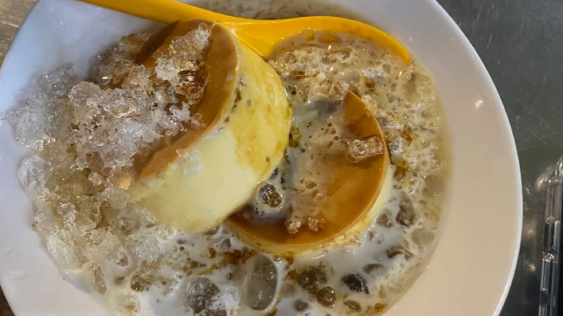 Hương vị tuổi thơ của kem flan Bà Ngoại