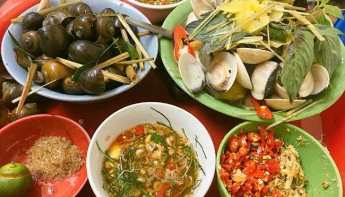 Quán ốc quen thuộc của người địa phương Nha Trang sẽ là lựa chọn hoàn hảo cho chuyến đi của bạn.